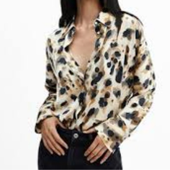 GB Tops - GB boxy cropped lightly spotted leopard print detail back long sleeves XL